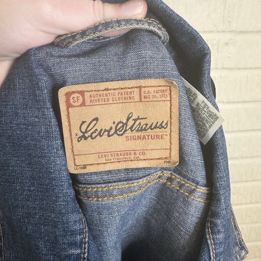 Levi Strauss Distressed Trucker Jean‎ Denim Blue Womens Stretch Coat Jacket L - Picture 5 of 6